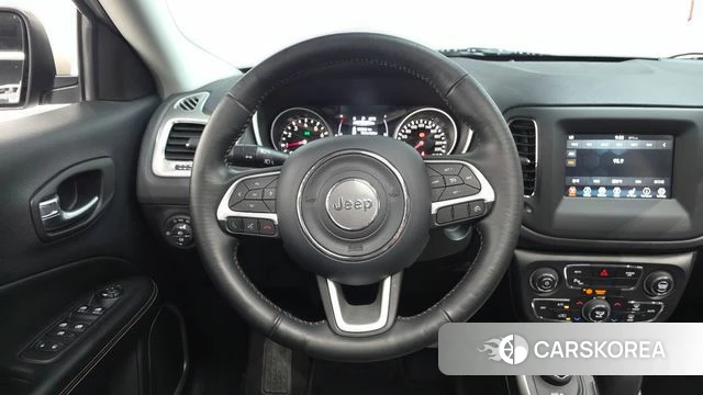 Jeep Compass 2nd Generation 2018 Белый из Кореи, фото 3