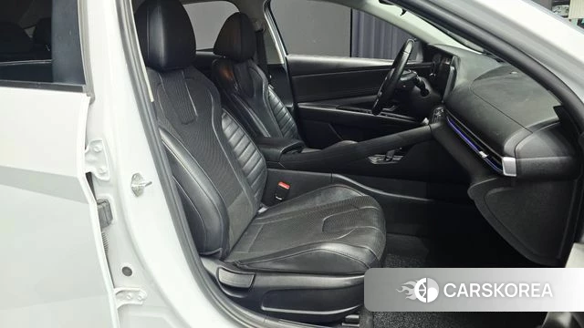Hyundai Avante (CN7) 2021 Белый из Кореи, фото 3