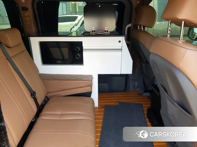 Hyundai Staria 2022 Черный из Кореи, фото 3