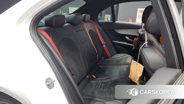 Mercedes-Benz C-Class W205 2018 Белый из Кореи, фото 3