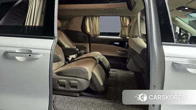 Kia Carnival 4th generation id 3207920 из Кореи 3