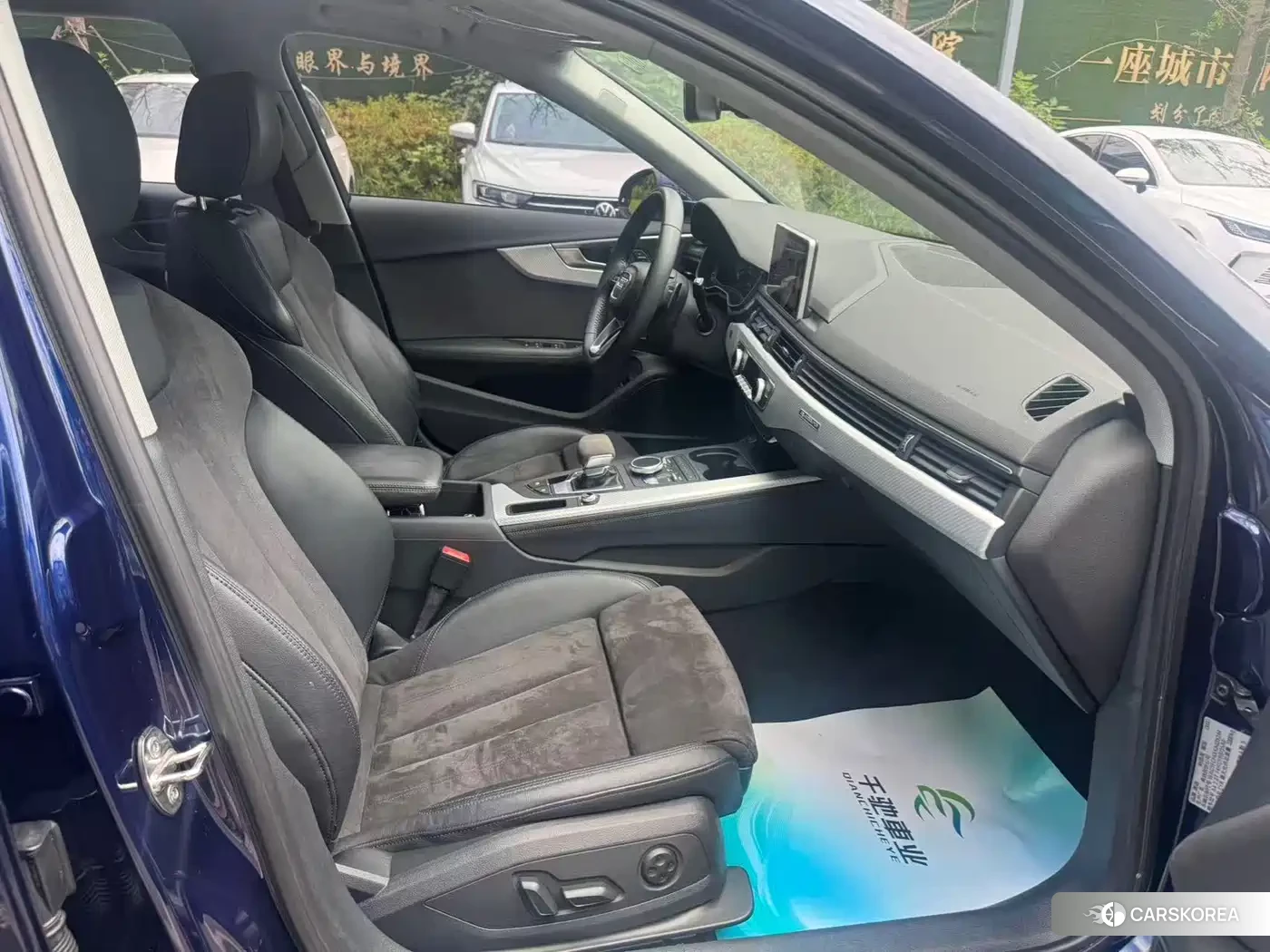 Audi A4L 2019 Синий из Китая, фото 3