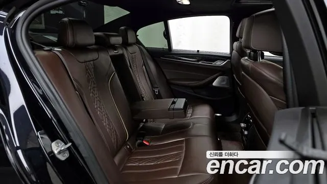 BMW 5 Series (G30) id 2640420 из Кореи 3