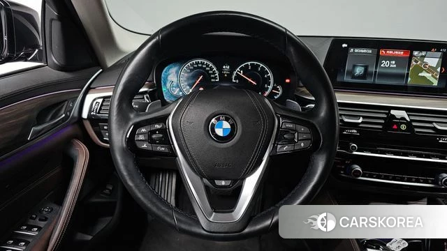 BMW 5 Series (G30) 2018 Черный из Кореи, фото 3