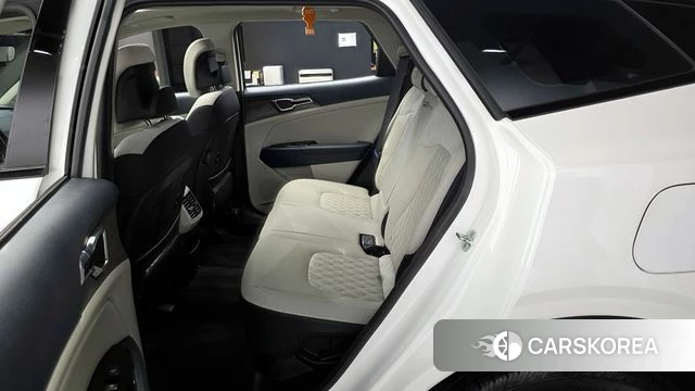 Kia Sportage 5th Generation Hybrid 2022 Белый из Кореи, фото 3