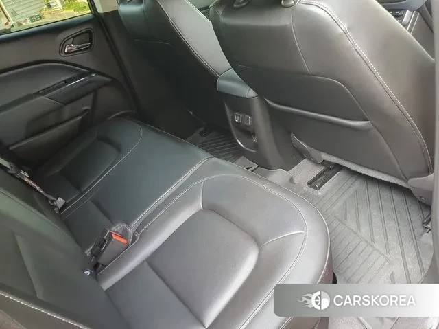 Chevrolet (GM Daewoo) Real New Colorado 2021 Красный из Кореи, фото 3