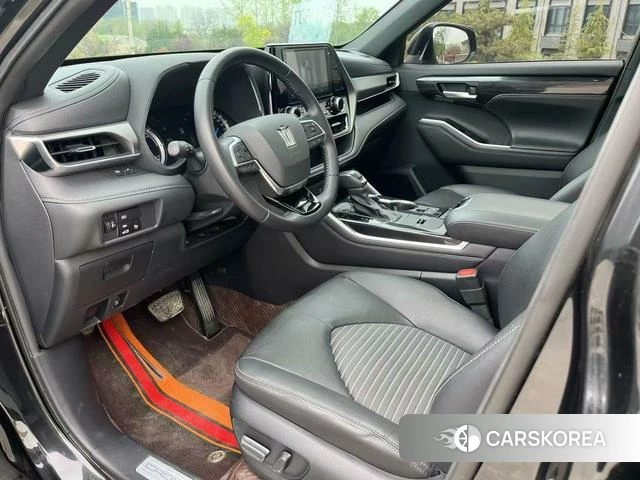 Toyota Crown Lufang 2022 Черный из Китая, фото 3