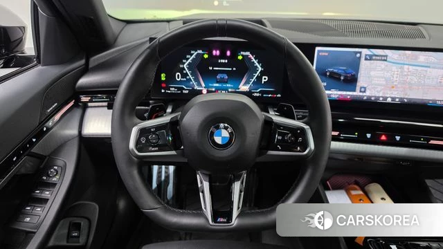 BMW 5 Series (G60) 2024 Черный из Кореи, фото 3