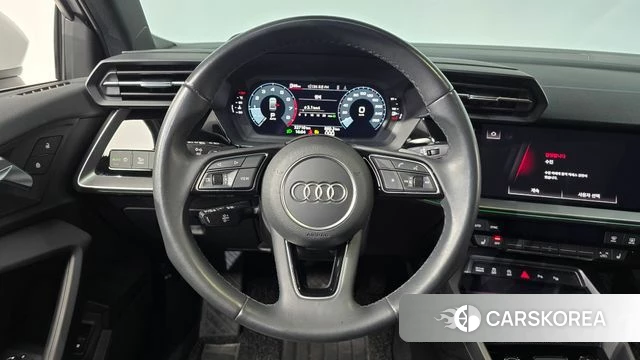 Audi A3 (8Y) 2023 Белый из Кореи, фото 3