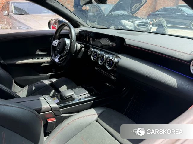 Mercedes-Benz CLA (import) 2021 Синий из Китая, фото 3