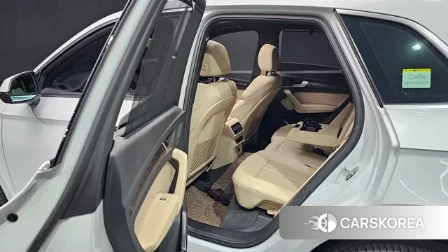 Audi Q5 (FY) 2023 Белый из Кореи, фото 3