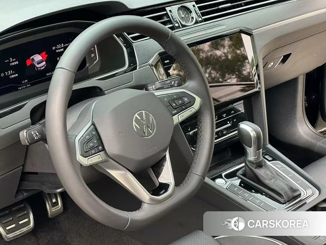 Volkswagen Magotan PHEV 2024 Черный из Китая, фото 3