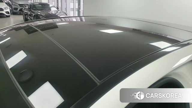 Mercedes-Benz E-Class W213 2022 Белый из Кореи, фото 3