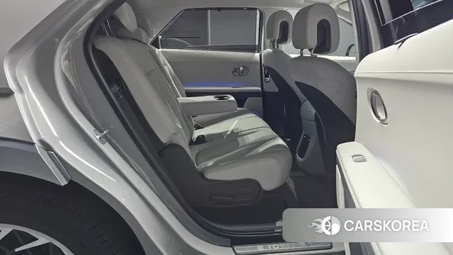 Hyundai Ionic 5 2022 Серебристо-серый из Кореи, фото 3