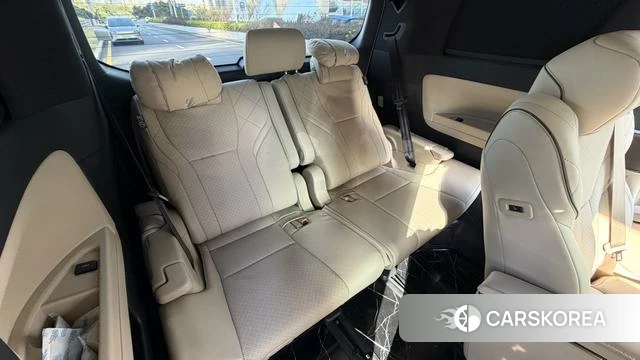 Toyota Elfa 2024 Белый из Китая, фото 3
