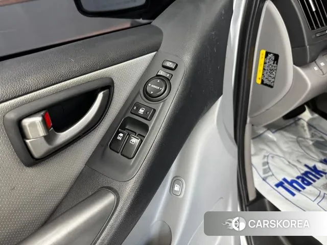 Hyundai The New Grand Starex 2019 Серебристо-серый из Кореи, фото 3