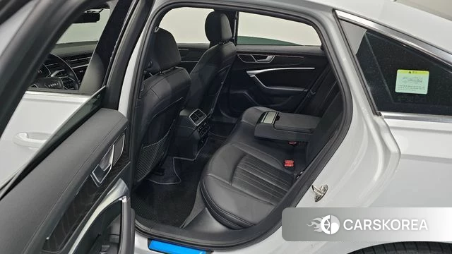 Audi A6 (C8) 2019 Белый из Кореи, фото 3