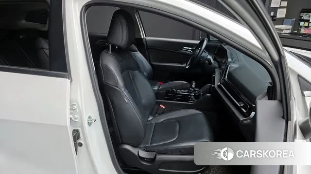 Kia Sportage 5th Generation 2021 Белый из Кореи, фото 3