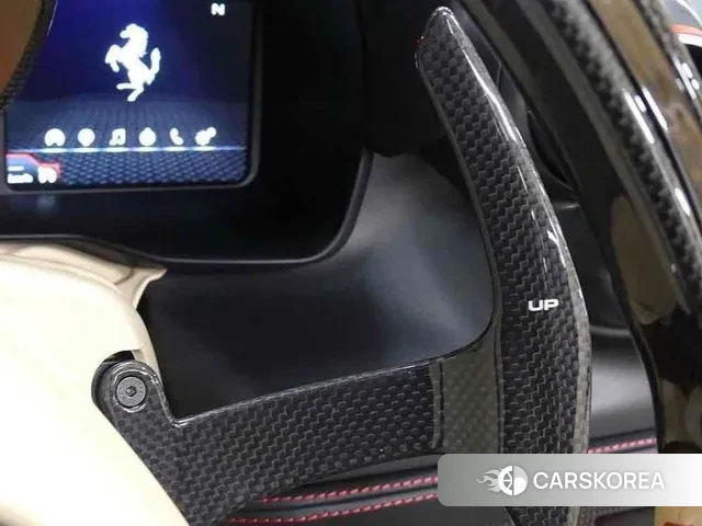 Ferrari F8 Spider 2022 Красный из Кореи, фото 3