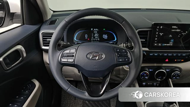 Hyundai Venue 2024 Белый из Кореи, фото 3