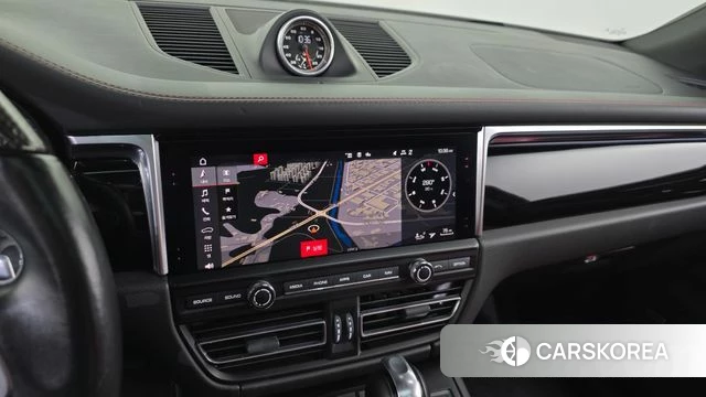 Porsche Macan 2021 Черный из Кореи, фото 3