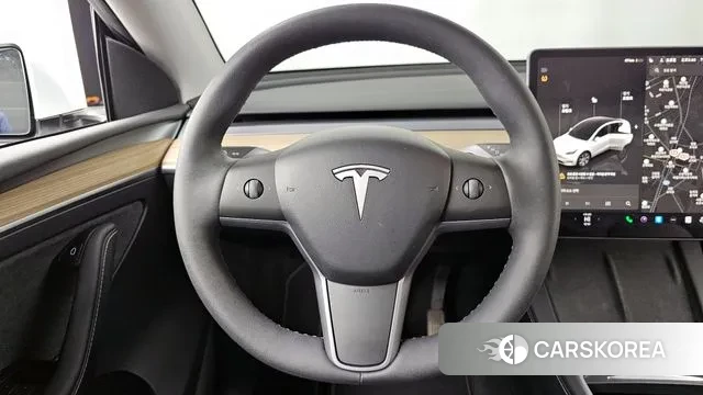Tesla Model Y 2023 Белый из Кореи, фото 3