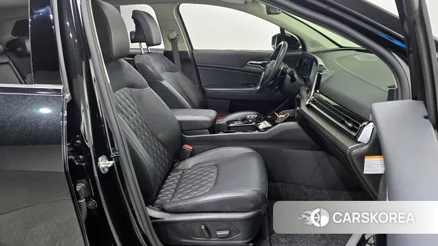 Kia Sportage 5th Generation Hybrid 2021 Черный из Кореи, фото 3