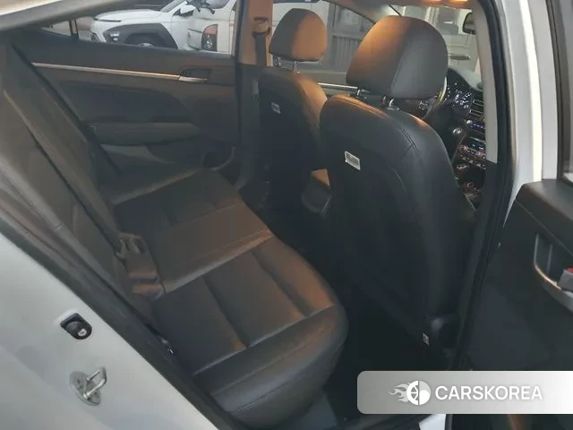 Hyundai The New Avante AD 2018 Белый из Кореи, фото 3