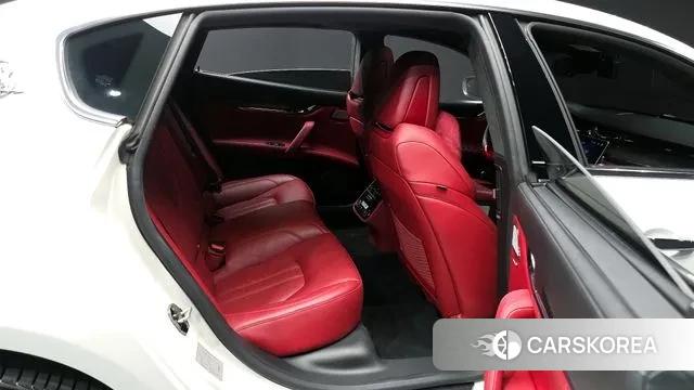 Maserati Quattroporte 2020 Белый из Кореи, фото 3