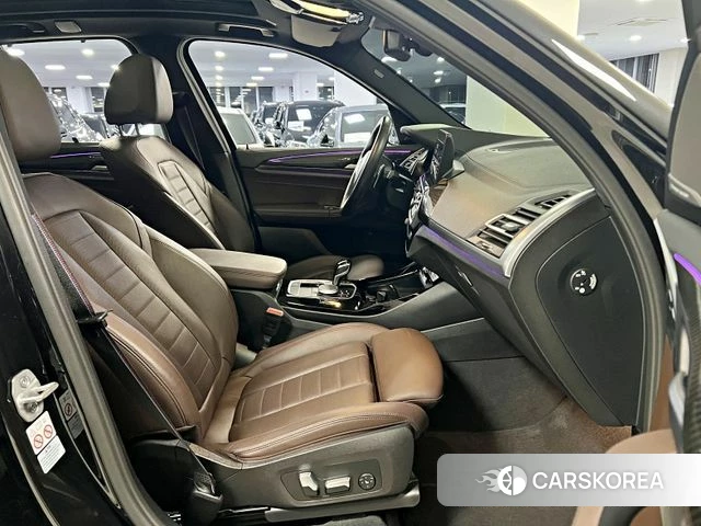 BMW X3 (G01) 2023 Черный из Кореи, фото 3