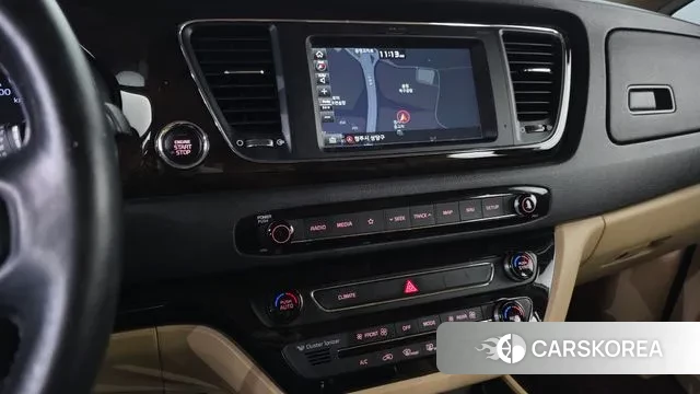 Kia The New Carnival 2019 Белый из Кореи, фото 3