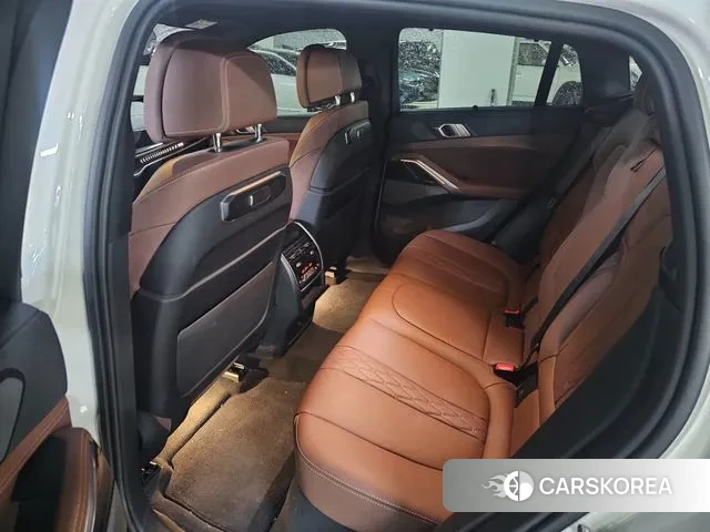 BMW X6 (G06) 2023 Белый из Кореи, фото 3