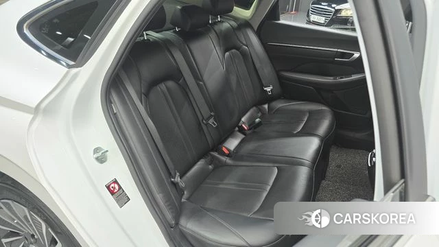 Hyundai Sonata Hybrid (DN8) 2022 Белый из Кореи, фото 3