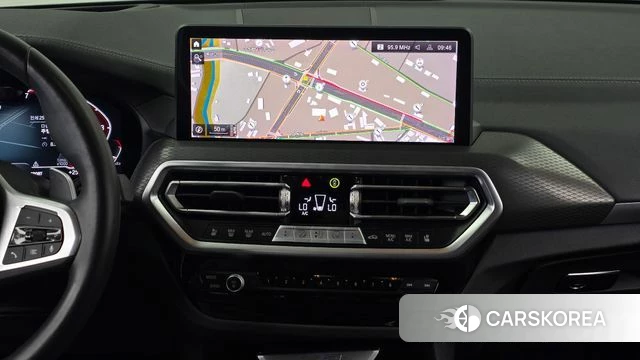 BMW X3 (G01) 2024 Белый из Кореи, фото 3