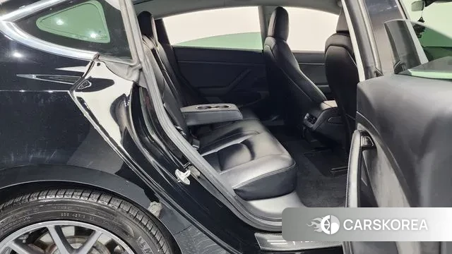 Tesla Model 3 2020 Черный из Кореи, фото 3