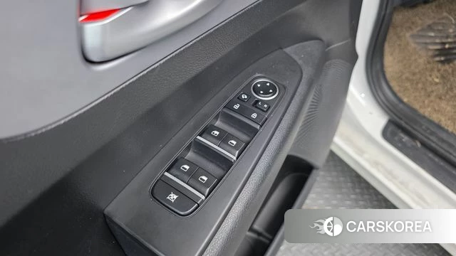 Kia The New K3 2nd generation 2022 Белый из Кореи, фото 3