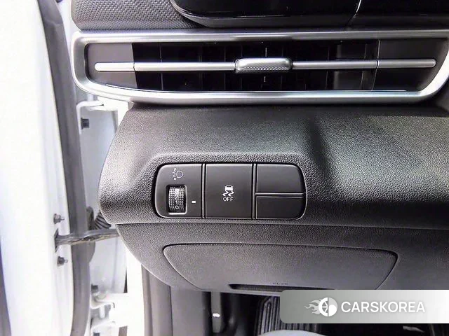 Hyundai The New Avante (CN7) 2023 Белый из Кореи, фото 3