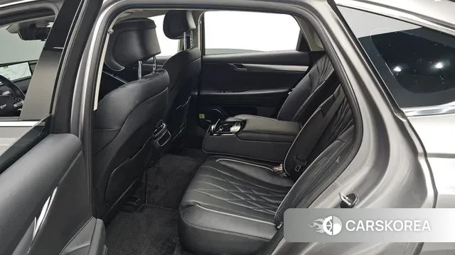 Genesis G80 (RG3) 2023 Серебристо-серый из Кореи, фото 3