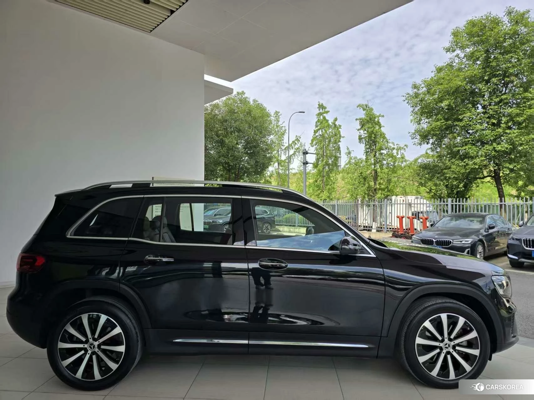 Mercedes-Benz GLB 2023 Черный из Китая, фото 3
