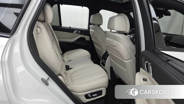 BMW X5 (G05) 2025 Белый из Кореи, фото 3