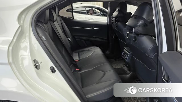Toyota Camry (XV70) 2019 Белый из Кореи, фото 3