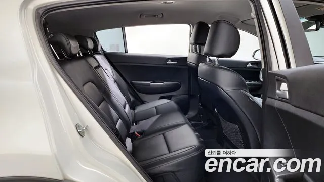 Kia Sportage The Bold 2021 Белый из Кореи, фото 3