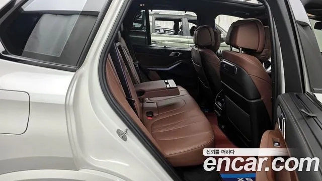 BMW X5 (G05) 2023 Белый из Кореи, фото 3