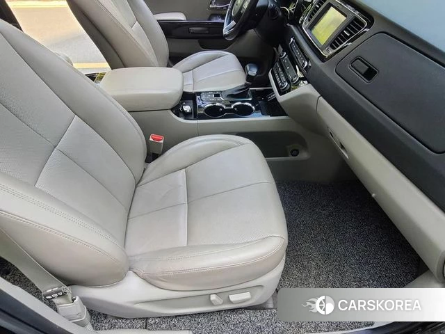 Kia The New Carnival 2019 Черный из Кореи, фото 3