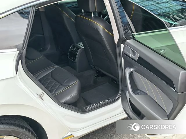 Volkswagen CC 2022 Белый из Китая, фото 3