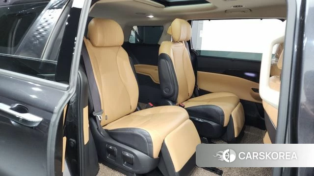 Kia Carnival 4th generation 2023 Серый из Кореи, фото 3
