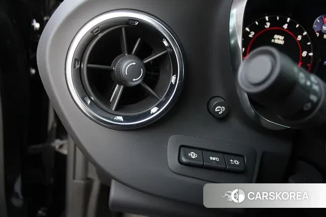 Chevrolet (GM Daewoo) The New Camaro 2021 Черный из Кореи, фото 3