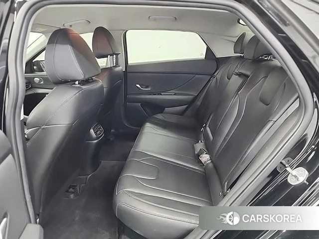 Hyundai Avante Hybrid (CN7) 2022 Черный из Кореи, фото 3
