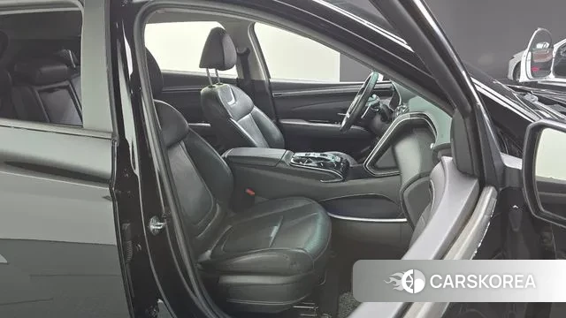 Hyundai Tucson (NX4) 2021 Черный из Кореи, фото 3