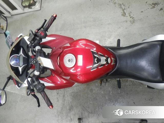 Проданный Honda CBR250R id 3946913 из Японии, фото 2